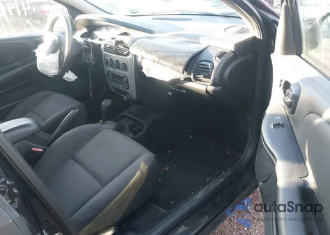 2005 Dodge Neon Sxt z USA, uszkodzony, nr VIN 1B3ES56CX5D234923